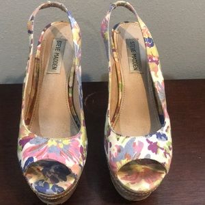 Steve Madden Genny platform heels